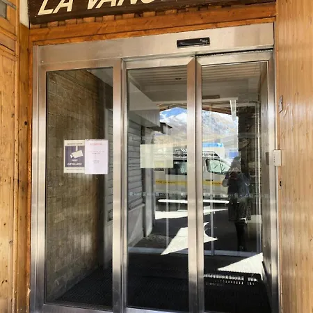 Apartment Vanoise - Location: Pour 4 En Plein Centre De La Station Mae-9107