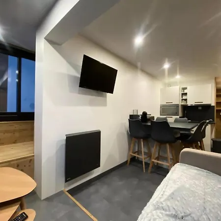 Vanoise - Location: Pour 4 En Plein Centre De La Station Mae-9107 Lägenhet Val Thorens