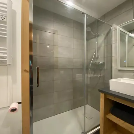 Vanoise - Location: Pour 4 En Plein Centre De La Station Mae-9107
