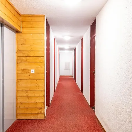 Vanoise - Location: Pour 4 En Plein Centre De La Station Mae-9107