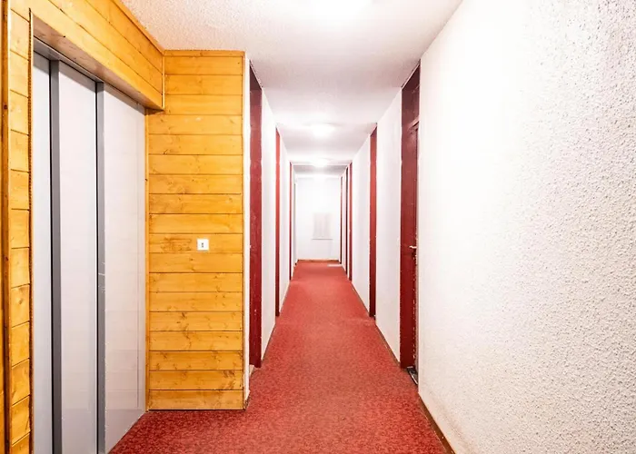 Vanoise - Location: Pour 4 En Plein Centre De La Station Mae-9107 *